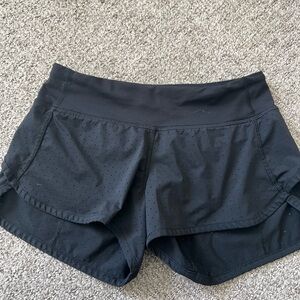 Lululemon black speed up shorts
